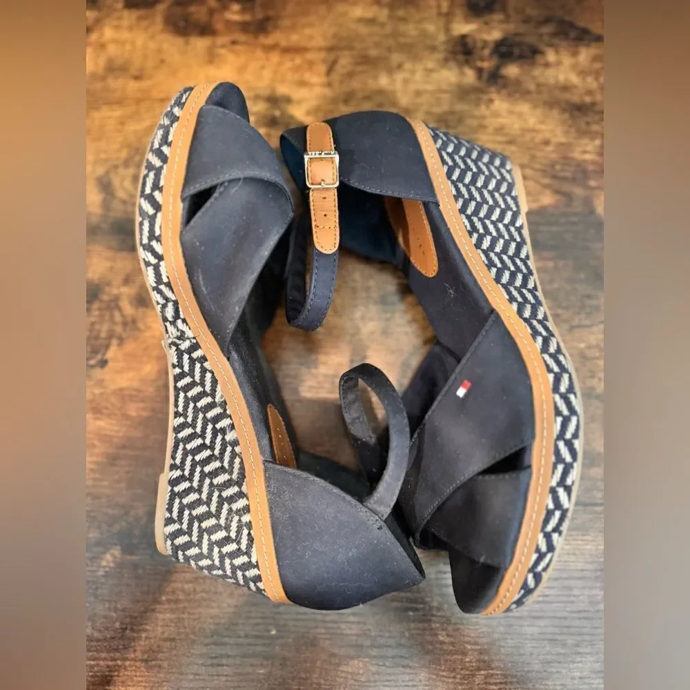 Tommy Hilfiger Women's Blue Wedge Sandals Size‎ 8.5
